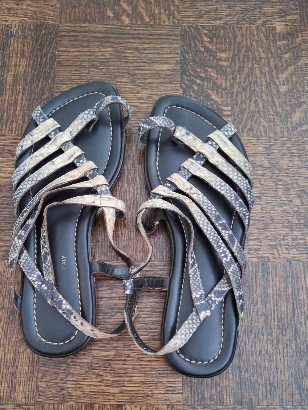 Donald J Pliner Leather Snakeskin Print Sandals